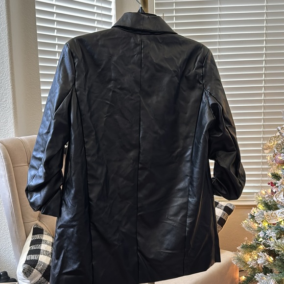 PRETTY LITTLE THING Black Blazer Jacket Size 6 Pockets - Picture 6 of 7